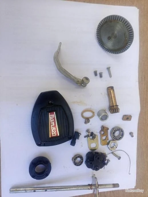 LOT IMPORTANT DE PIECES POUR MOULINET BAM 620 . ( PIECES NEUVES ) 3 LOT IMPORTANT DE PIECES POUR MOULINET BAM 620 . ( PIECES NEUVES )