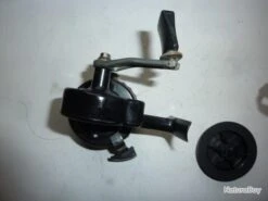 Moulinet Contact 400 Noir Très Bon état Avec Deuxième Bobine Neuve -Pêche des carnassiers Magasin 00004 Moulinet Contact 400 noir tres bon etat avec deuxieme bobine neuve