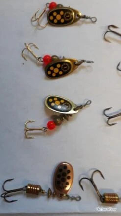 Mepps 20 Cuillères Truites Et Perches -Pêche des carnassiers Magasin 00005 20 cuilleres truites et perches