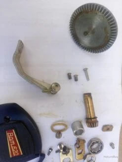 LOT IMPORTANT DE PIECES POUR MOULINET BAM 620 . ( PIECES NEUVES ) 12 LOT IMPORTANT DE PIECES POUR MOULINET BAM 620 . ( PIECES NEUVES ) -Pêche des carnassiers Magasin 00005 LOT IMPORTANT DE PIECES POUR MOULINET BAM 620 . PIECES NEUVES