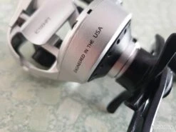 EXCELLENT MOULINET QUANTUM ICON CASTING NEUF !!!! A SAISIR!!!! LIVRAISON GRATUITE -Pêche des carnassiers Magasin 00015 EXCELLENT MOULINET QUANTUM ICON CASTING NEUF A SAISIR LIVRAISON GRATUITE